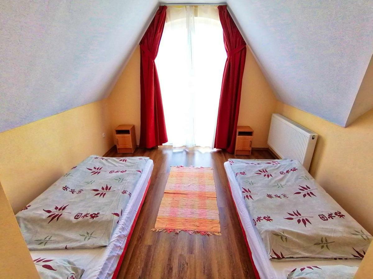 Villa Aida Apartman Hajdúszoboszló Eksteriør bilde