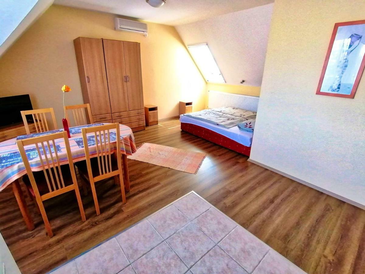 Villa Aida Apartman Hajdúszoboszló Eksteriør bilde