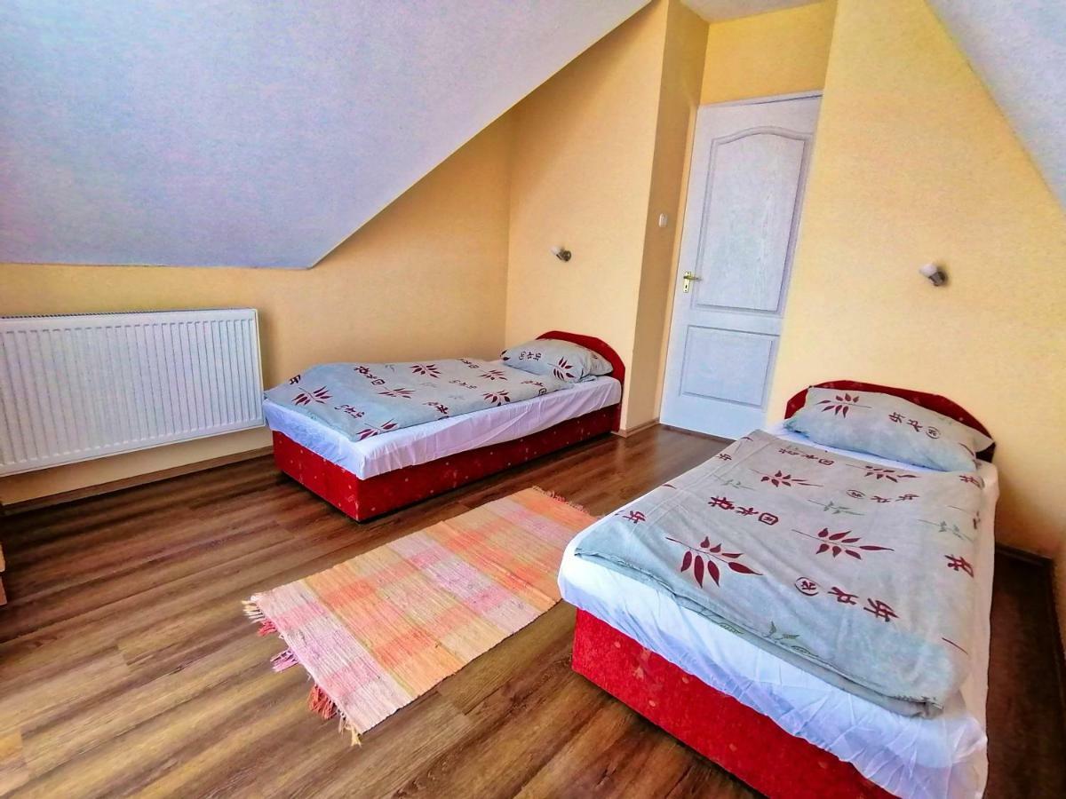 Villa Aida Apartman Hajdúszoboszló Eksteriør bilde