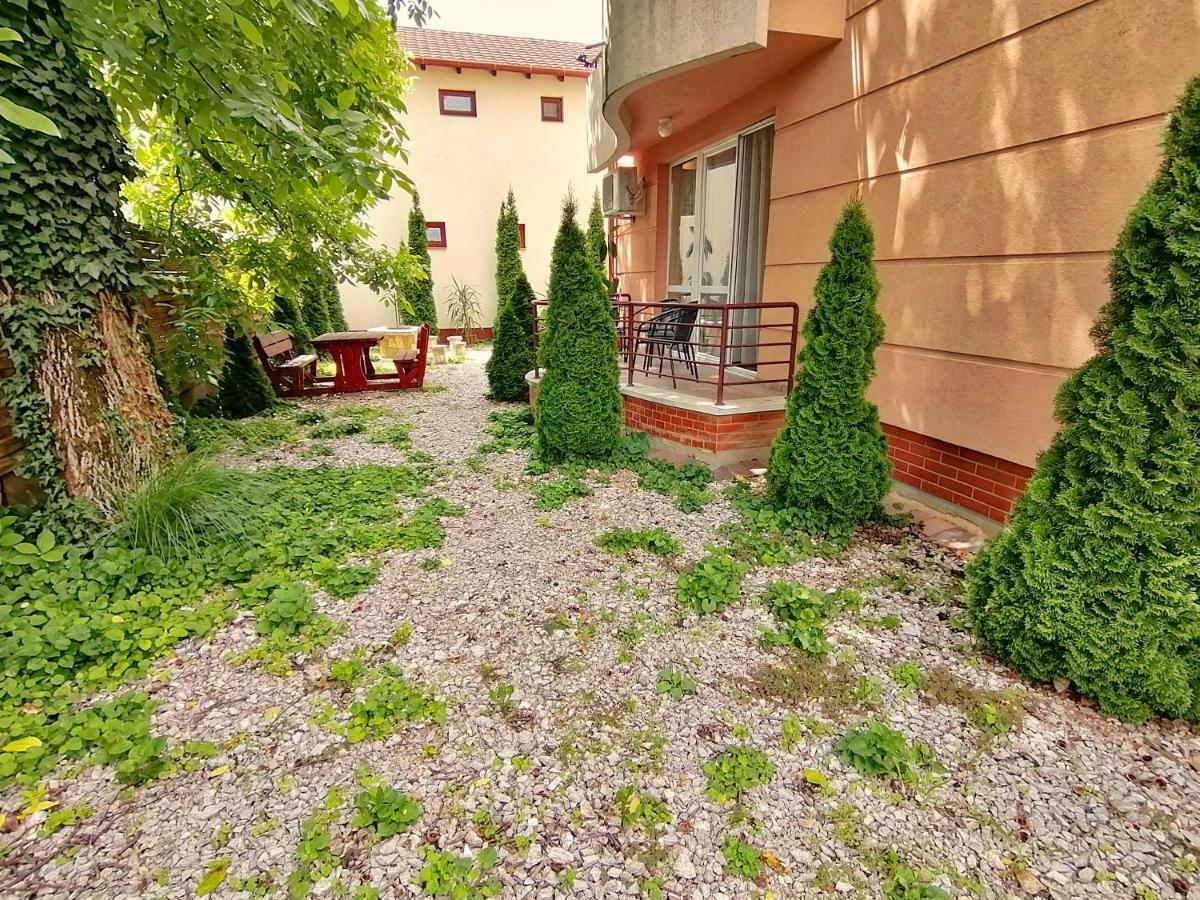 Villa Aida Apartman Hajdúszoboszló Eksteriør bilde
