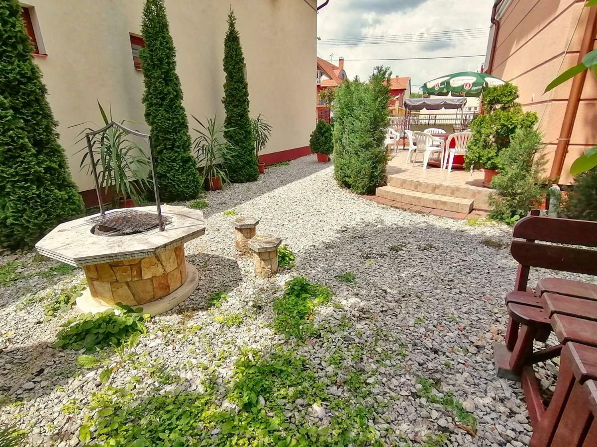 Villa Aida Apartman Hajdúszoboszló Eksteriør bilde