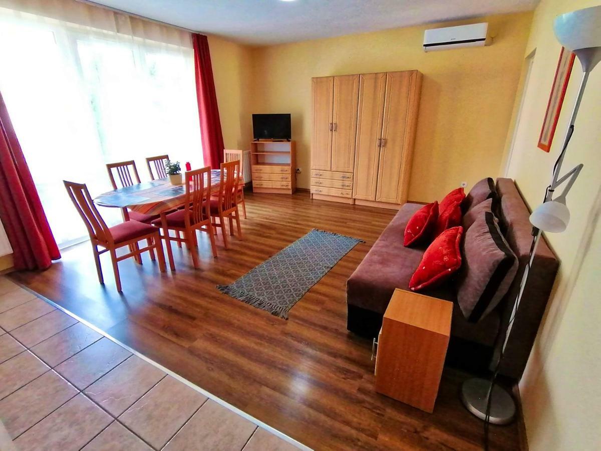 Villa Aida Apartman Hajdúszoboszló Eksteriør bilde