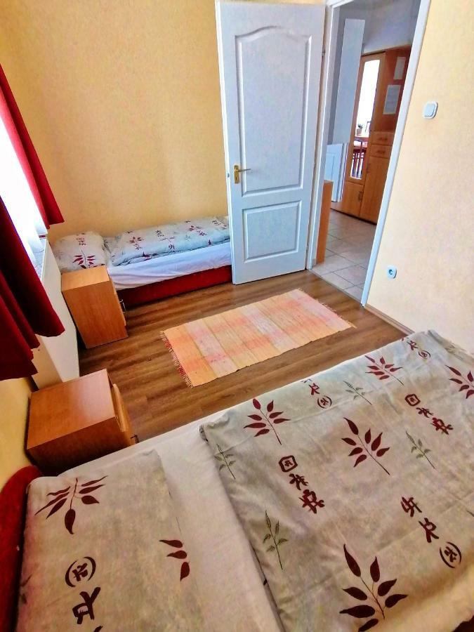 Villa Aida Apartman Hajdúszoboszló Eksteriør bilde