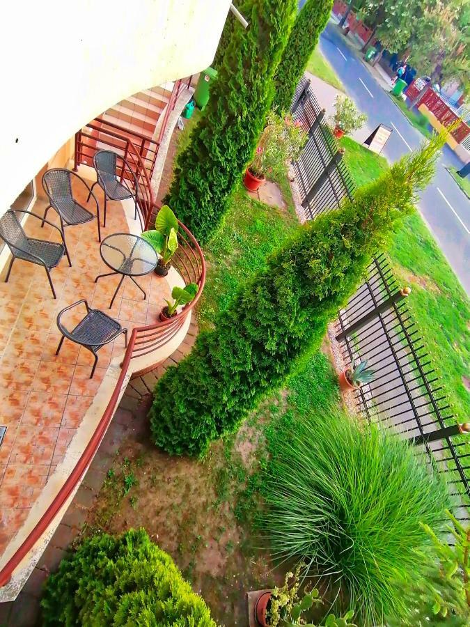 Villa Aida Apartman Hajdúszoboszló Eksteriør bilde