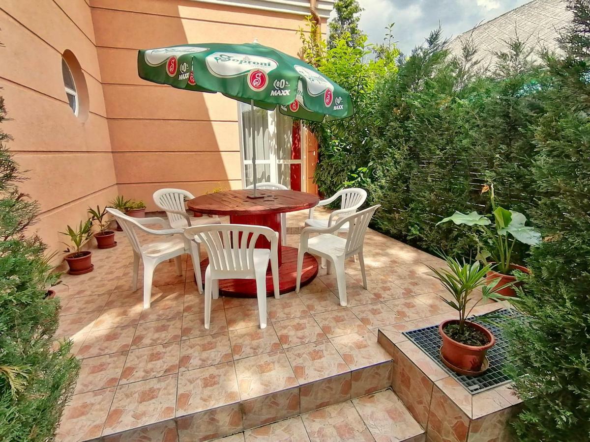 Villa Aida Apartman Hajdúszoboszló Eksteriør bilde
